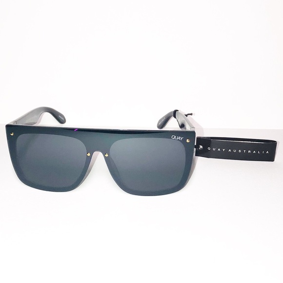 Quay Australia Accessories - Quay Australia Jaded Wrap Black & Smoke Sunglasses